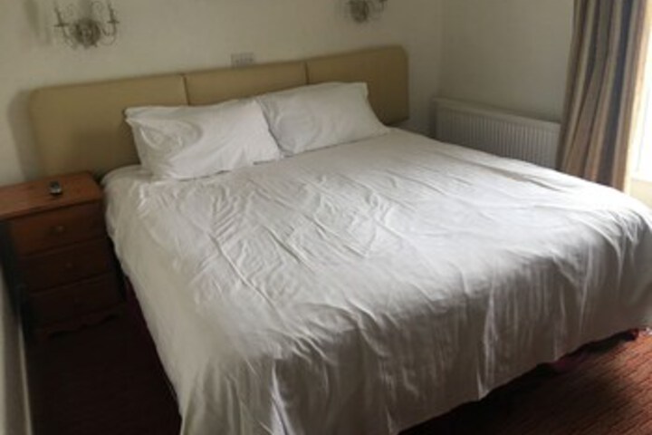 Room 47 of 85