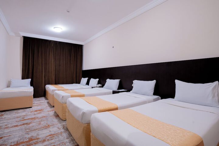 Room 31 of 49