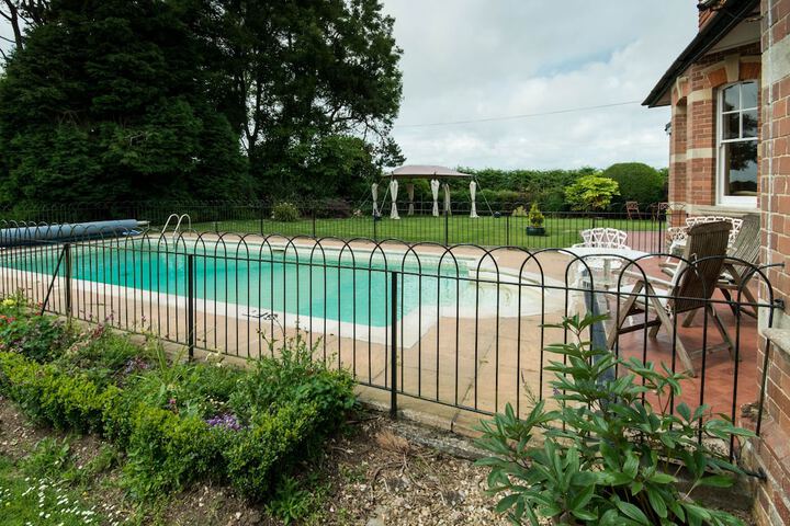 Pool 58 of 84