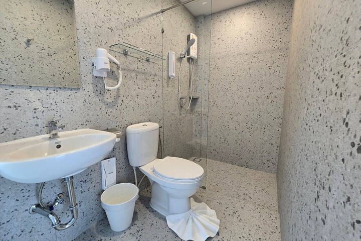 Room 45 of 85