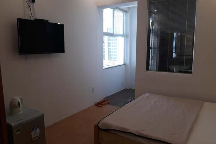 Room 19 of 65