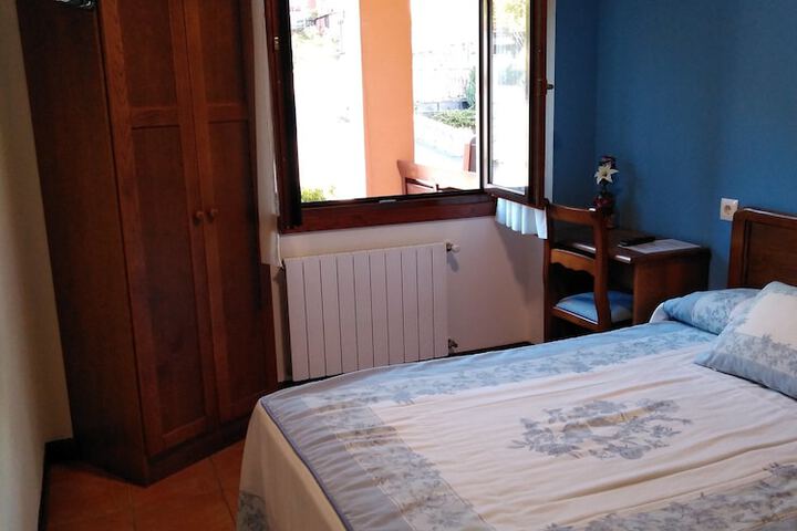 Room 13 of 50