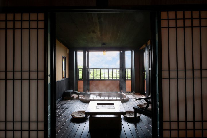 Room 16 of 31