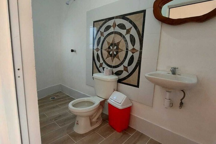 Room 28 of 29
