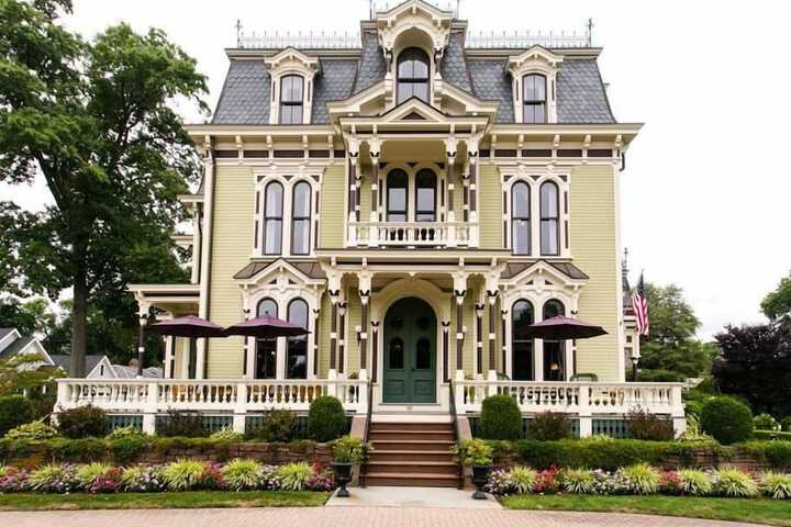 Silas W Robbins House