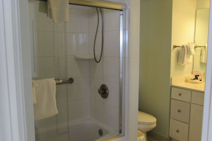 Room 113 of 229
