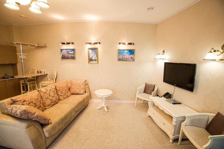 Room 21 of 35
