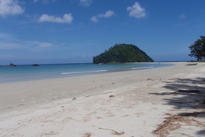 Beach 13 of 30