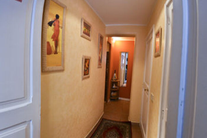 Ballroom/Hall 12 of 16