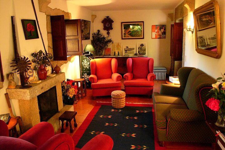 Room 9 of 38
