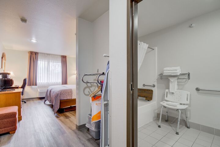 Room 5 of 26