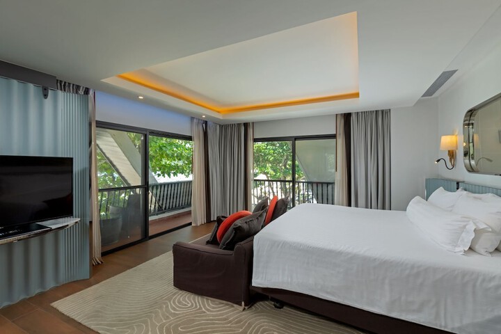 Room 27 of 50