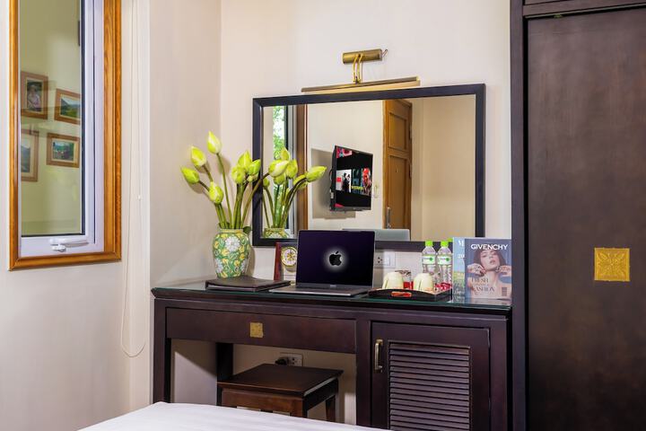 Room 20 of 45