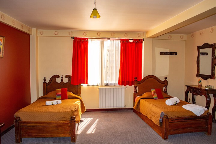 Room 6 of 27