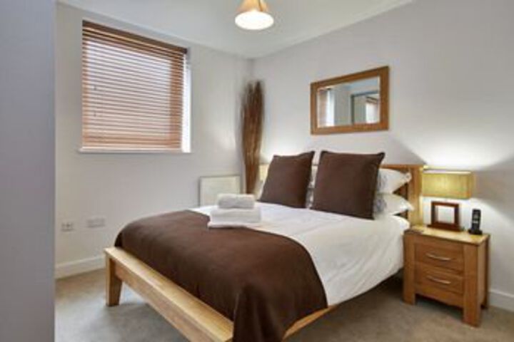 Room 7 of 25