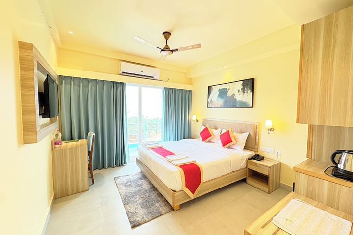 Room 2 of 27