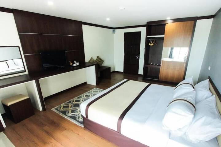 Room 22 of 43