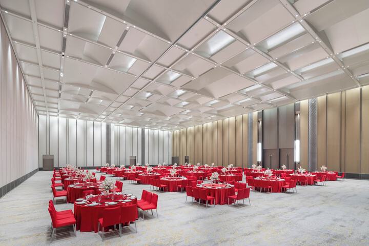 Ballroom/Hall 122 of 251
