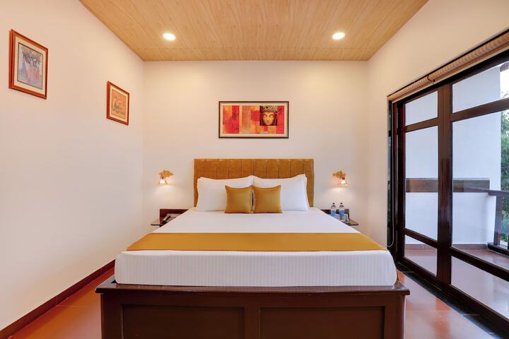 Room 9 of 46