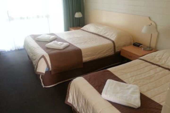 Room 12 of 20