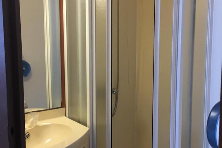Room 13 of 19