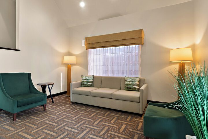 Room 15 of 26