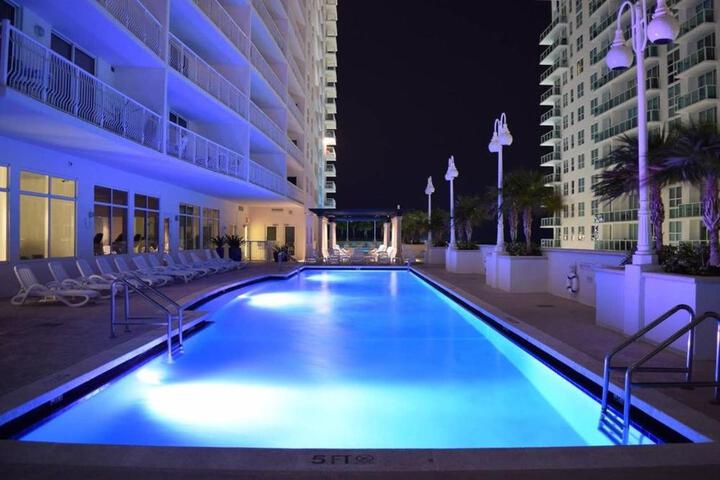 Modern and Luxurious Brickell Studio in Miami, FL