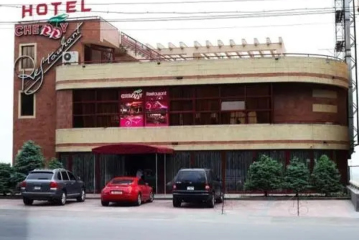 Cherry Hotel