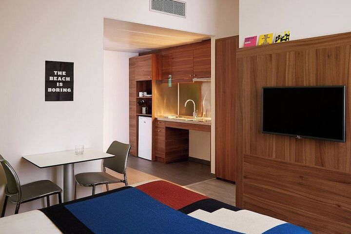 Private kitchenette