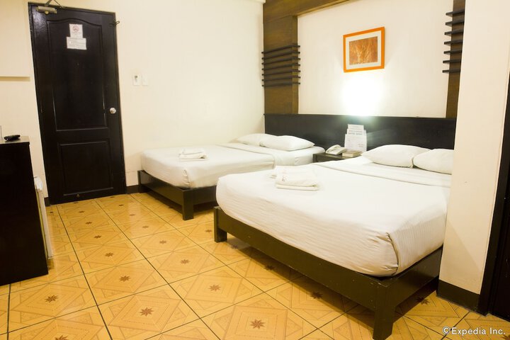 Room 28 of 70