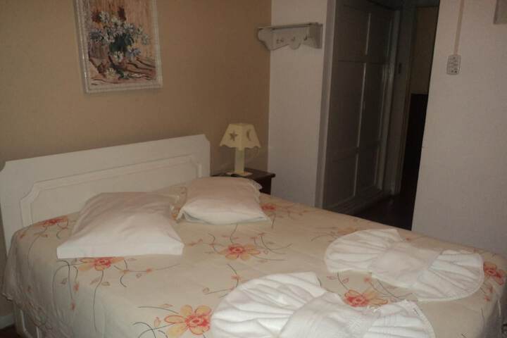 Room 16 of 35