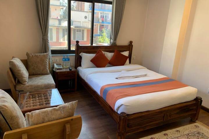 Room 18 of 24