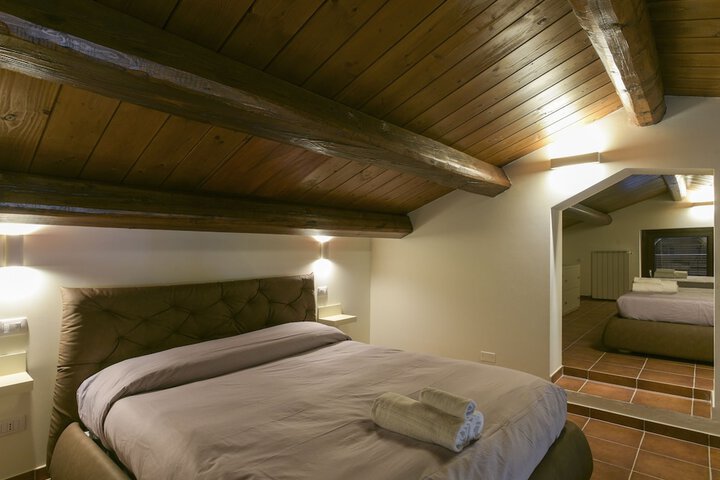 Room 43 of 95