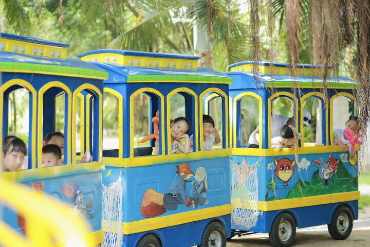 Childrens Activities 98 of 145