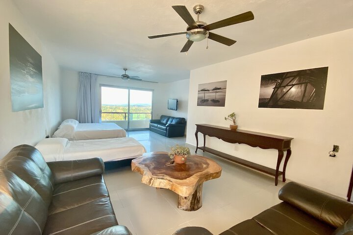 Room 8 of 21