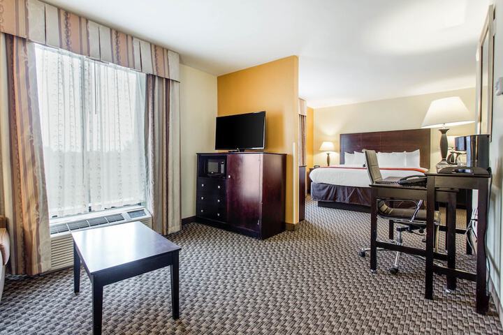 Room 8 of 36