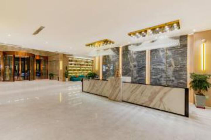 VENICE HOTEL