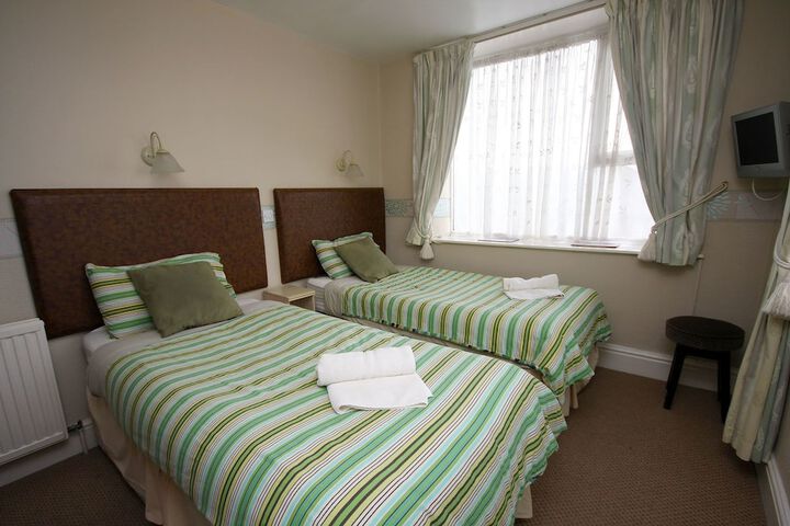 Room 4 of 55