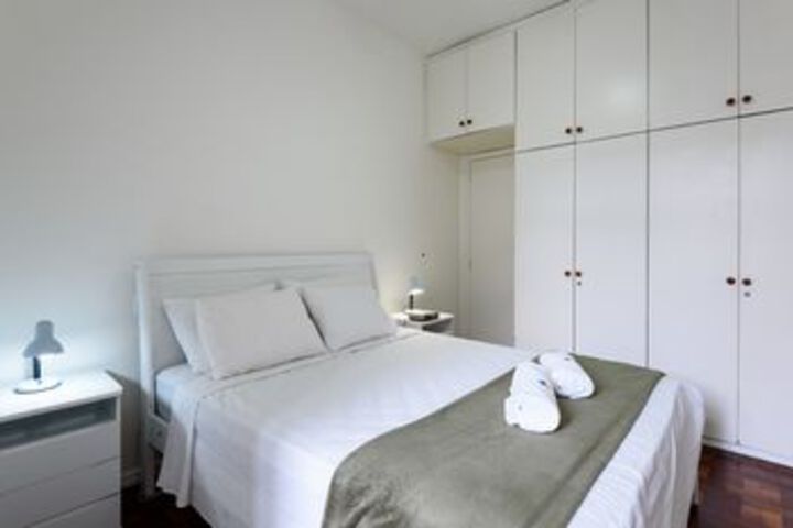 Room 19 of 34