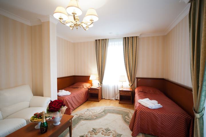 Room 21 of 54
