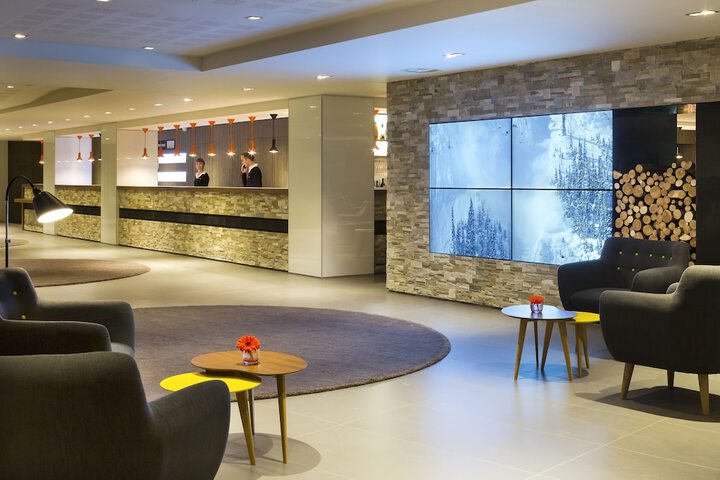 Lobby Photos