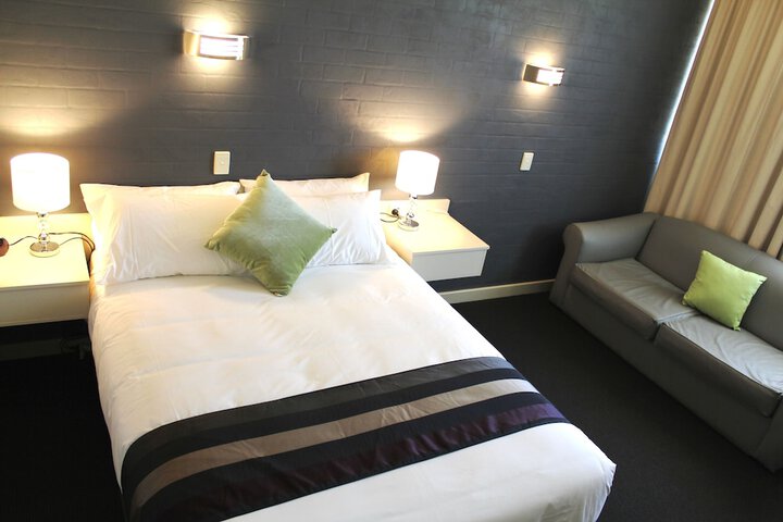 Room 3 of 45