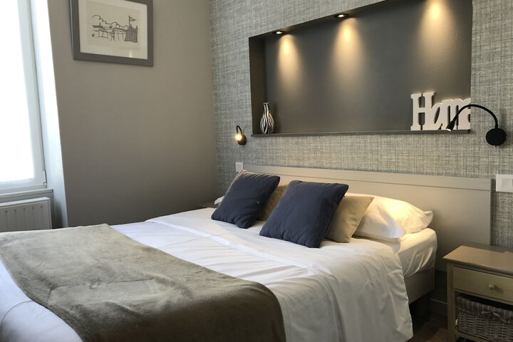 Room 5 of 55