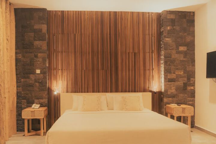 Room 15 of 88