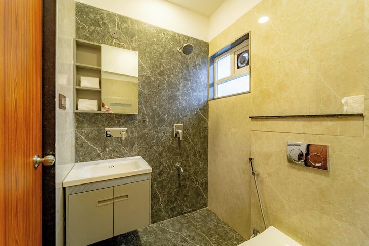 Room 14 of 24