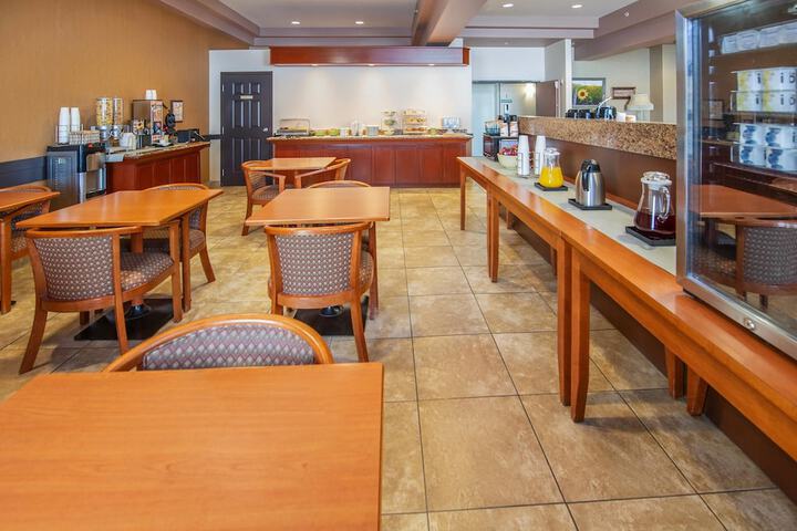 Breakfast area
