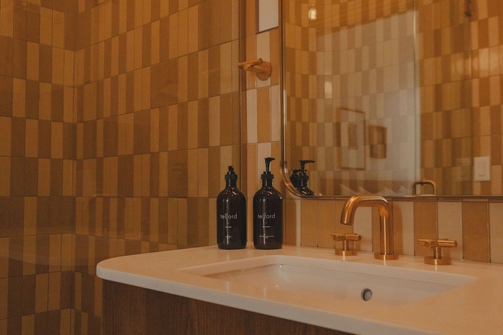 Room 48 of 72