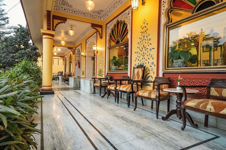 Guest Lobby