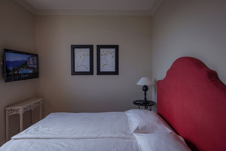 Room 26 of 307