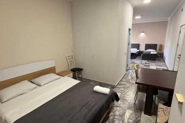 Room 15 of 30
